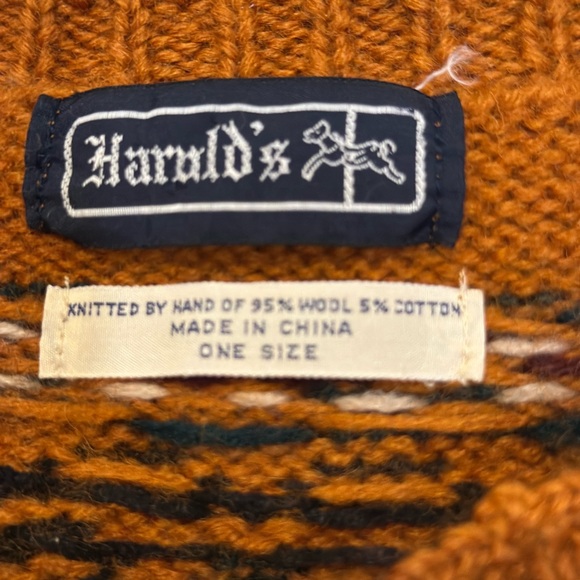 Harold’s Wool Cottage Nordic Fair Isle Swedish Horse Knit Cardigan GVC L - Picture 4 of 10